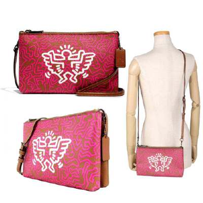 Coach keith haring discount crossbody